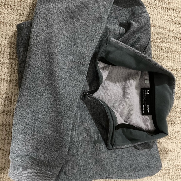 Half zip pull over Nike and under armour. 25 each - Picture 9 of 9